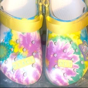 Peace out hiker crocs